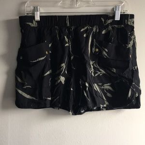 Gap Black and Green Tropical Print Shorts